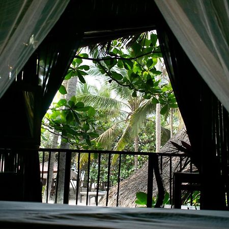 Los Hermanos Beach Hostal Guachaca Екстер'єр фото
